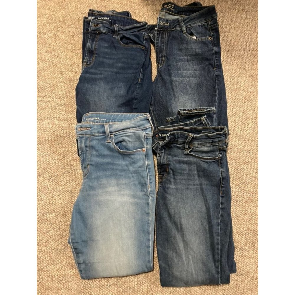 Size 10 Bundle of Old Navy & Rue 21 Jean
